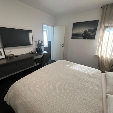 Midami 24H Hotel Self-Checkin シュヴァナウ エクステリア 写真